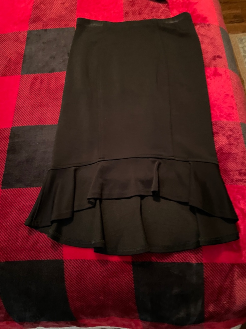 Women's Black A-Line Ruffle Hem Skirt